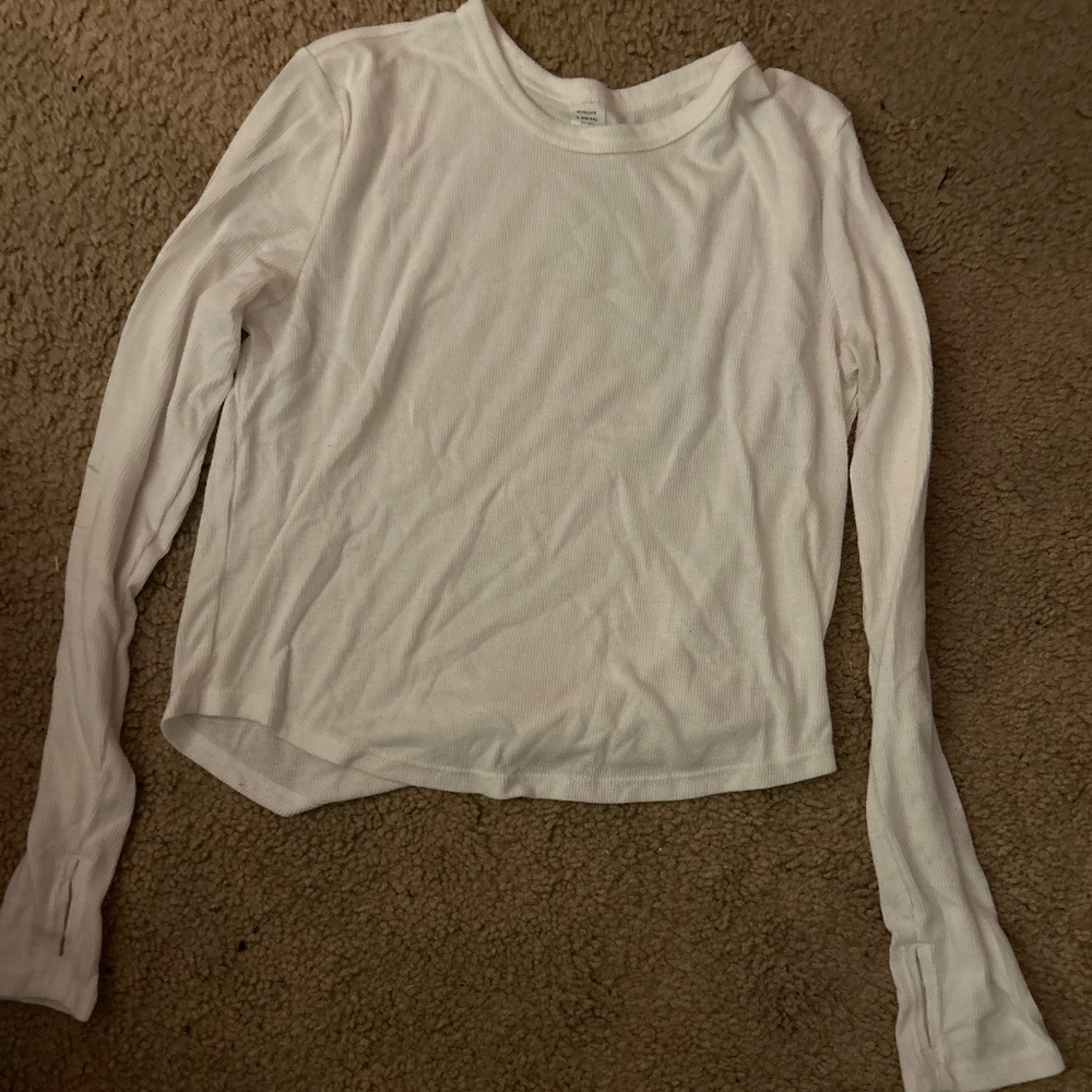 Cropped white long sleeve shirt